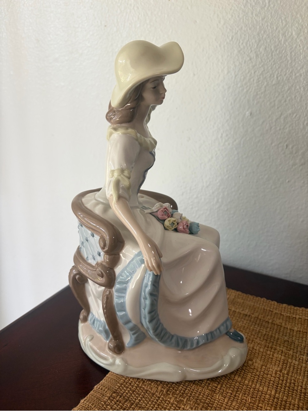 Ada White Porcelain Base with Blue Nadal Stamp - Picture 4 of 5
